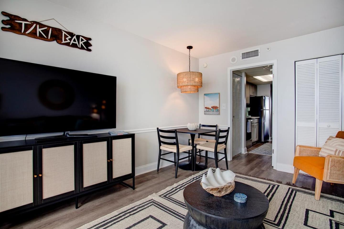 Oceanfront Escape Renovated Suite At Camelot Myrtle Beach Exterior foto